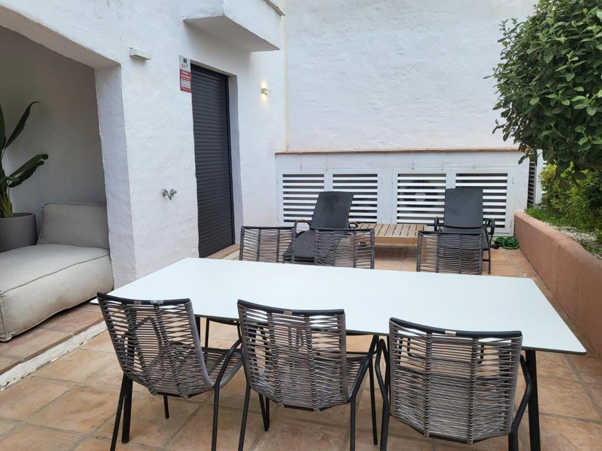 Luxurious Apartment In Puerto Banus マルベーリャ エクステリア 写真