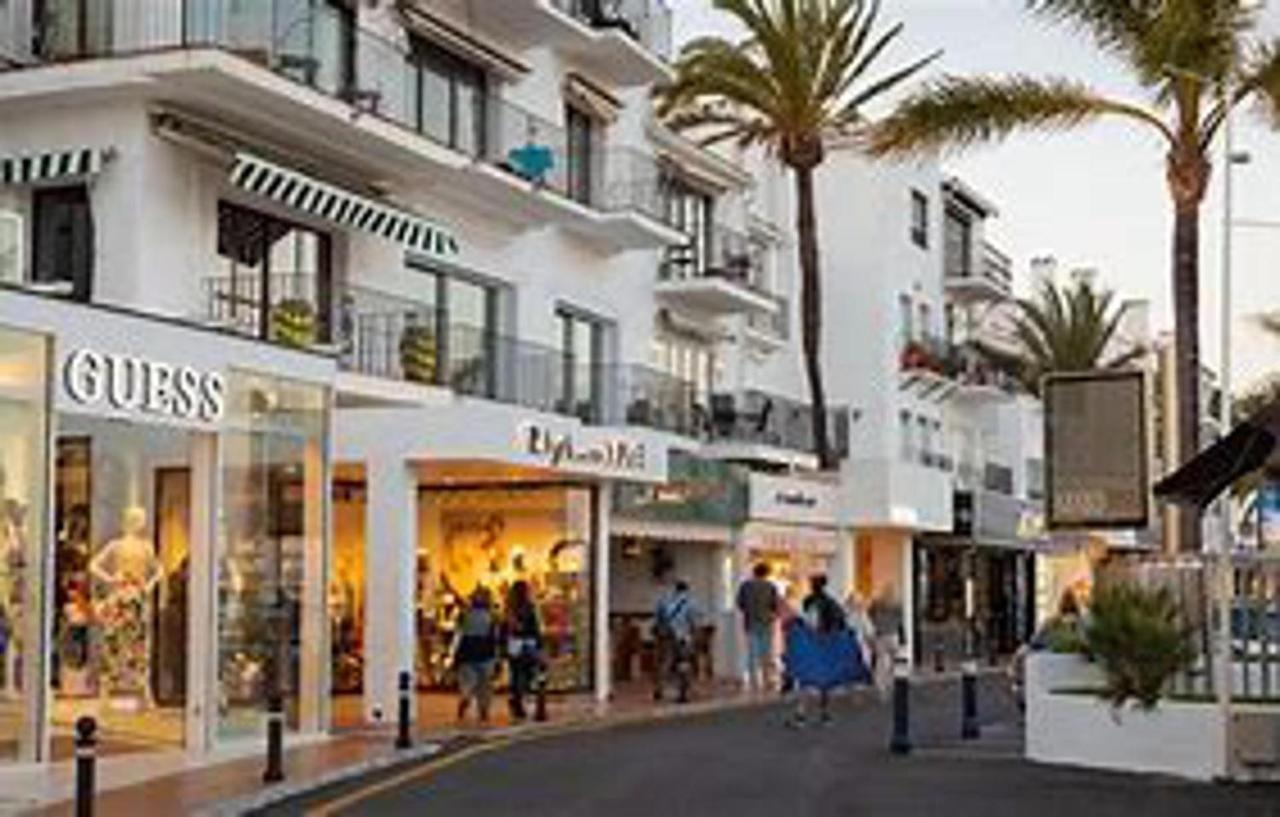 Luxurious Apartment In Puerto Banus マルベーリャ エクステリア 写真