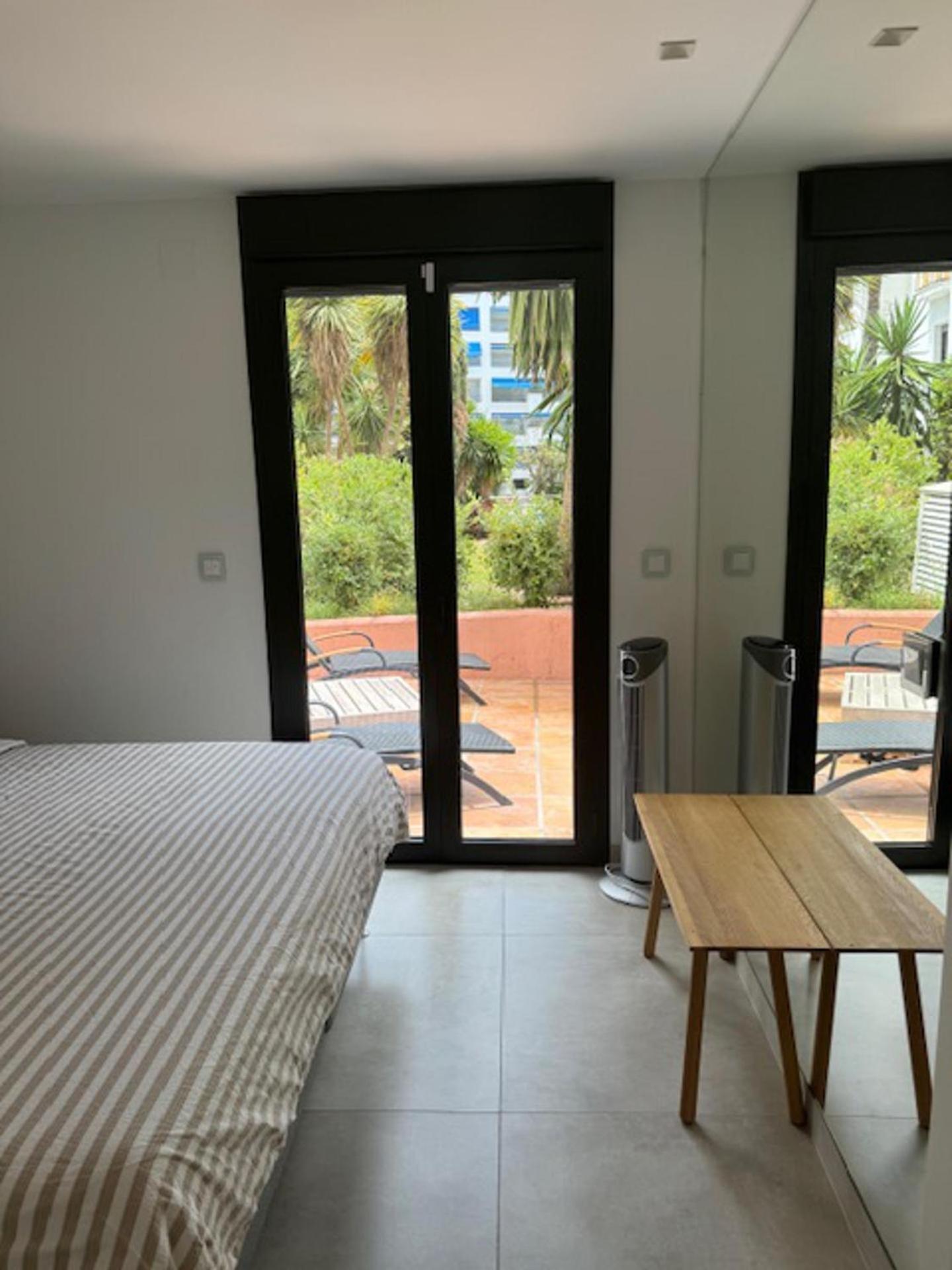 Luxurious Apartment In Puerto Banus マルベーリャ エクステリア 写真
